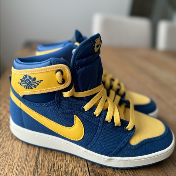 NIKE | Air Jordan 1 Retro AJKO Laney True Blue-Topaz Gold *NEW* (size 9.5) - Picture 4 of 11